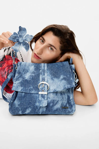 DESIGUAL