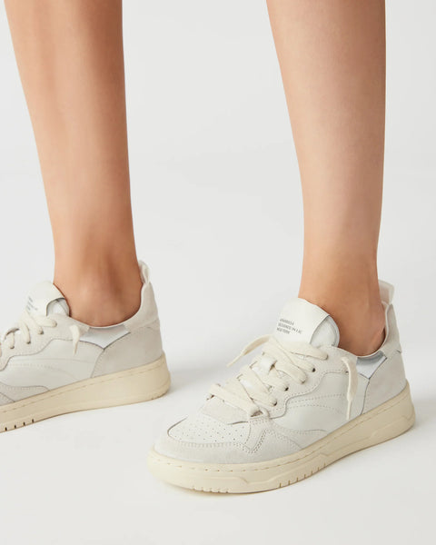 STEVE MADDEN